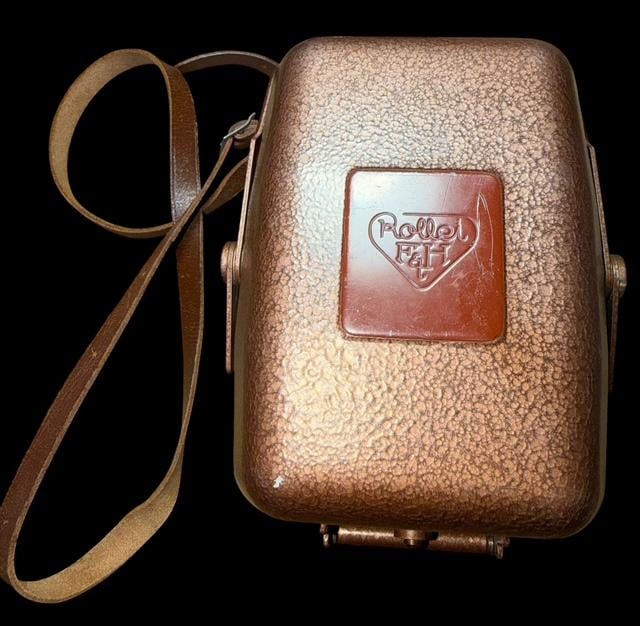 Rollei Flex F & H Metal Camera Case (1 of 2)