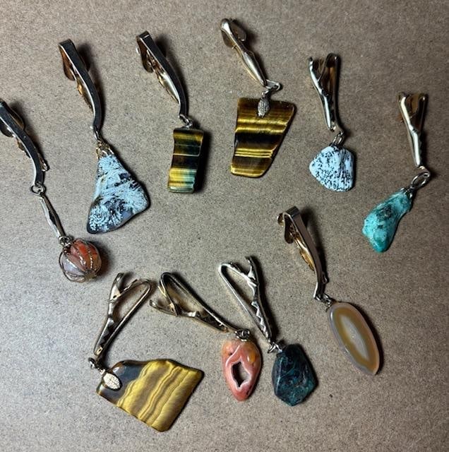 Lot of Assorted Stone Tie Clips (1 of 1)