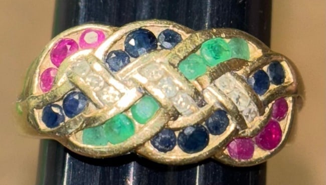 14K Gold With Rubies, Sapphire and Emeralds Ring: 14k gold ring with rubies, sapphire and emeralds. Weighs 4.7g and is a size 7.