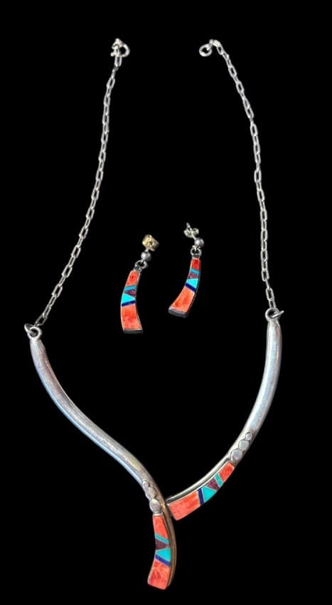 Sterling Necklace and Earring Set With Inlaid Stones Lapis, Turquoise, Spiny Oyster: Sterling necklace and earring set with inlaid turquoise, lapis and spiny oyster. Necklace measures 18". Earrings measure 1" long.