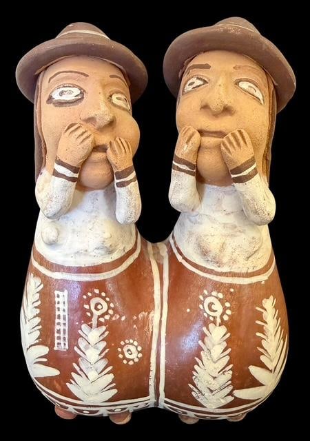 Peruvian Folkart Pottery Whistle Gossiping Sisters (1 of 4)