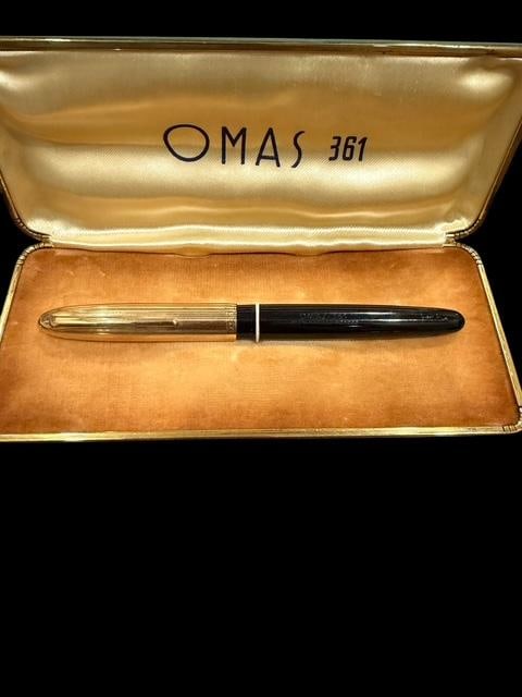 Vintage Omas 361 Fountain Pen in Original Box: Vintage Omas 361 fountain pen in original box. Pen is 5" long. Box measures 6.5" x 3".