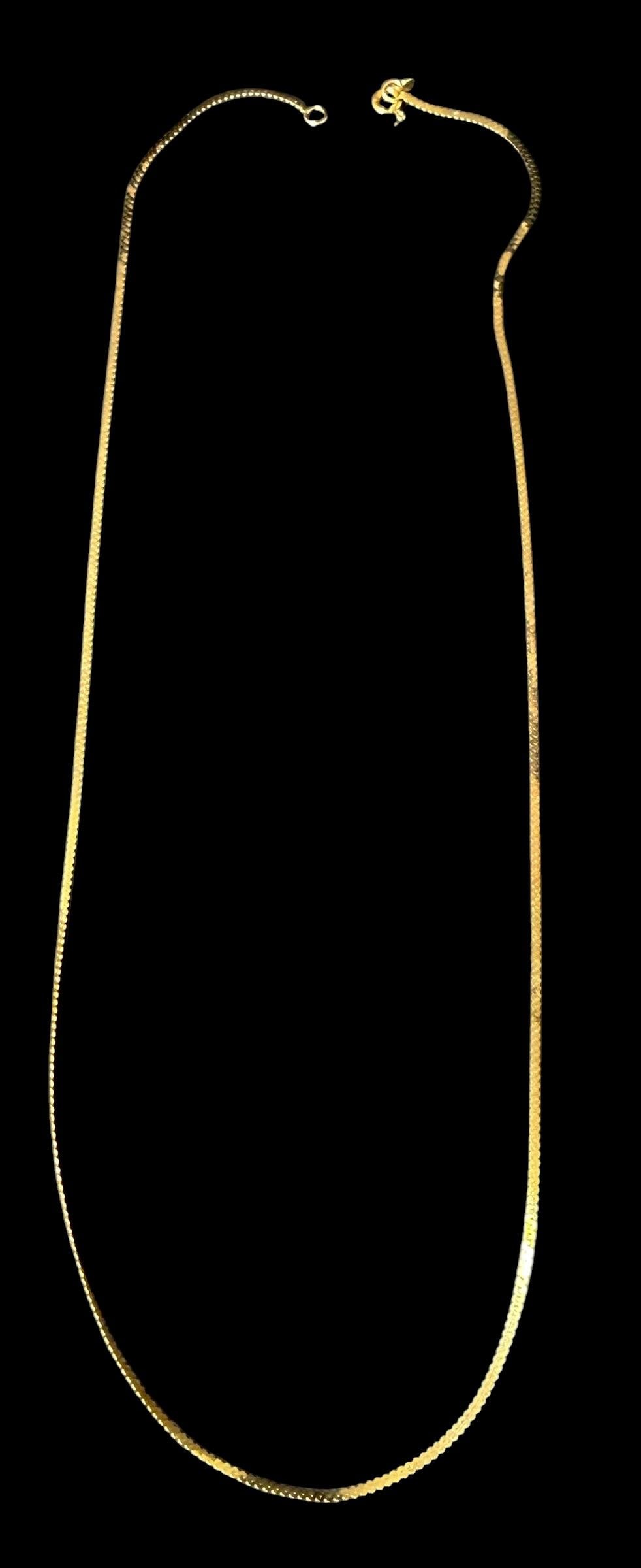 14K Fine Gold Necklace: 14K fine gold chain. Marked 14k and Italy. Measures 19" long and weighs 2.6g.
