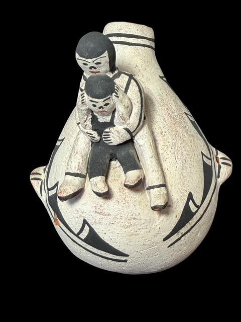 Signed Herrera Natitve American Cochiti Pueblo Vessel (1 of 4)