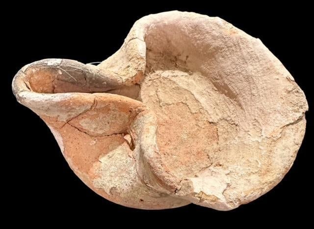Ancient Greek Clay Pinch Pot Scoop/Spoon 5th-6th Century CE (1 of 2)