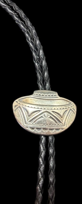 Native American Sterling Bolo Tie Hallmark Signed (1 of 3)