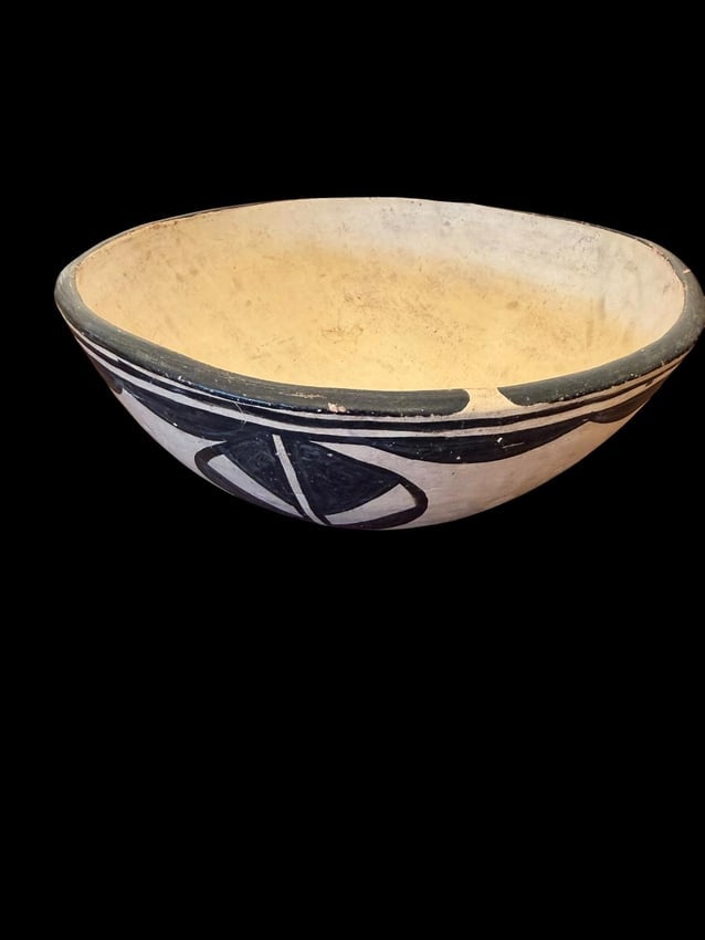 Native American Hopi Signed Decorative Pottery Bowl Maryann and Felix Chavez (1 of 4)