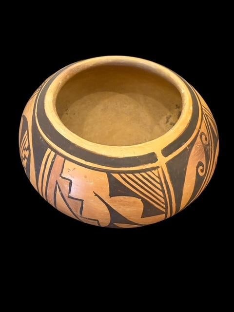 Native American Hopi Polychrome Decorative Bowl Olive Toney: Native American Hopi polychrome decorative bowl with traditional designs. Signed by Olive Toney. Measures 6" across by 3" high.