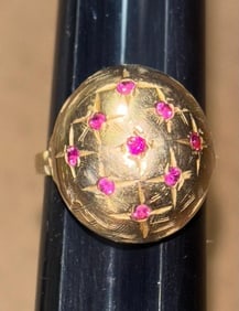 14K Gold Ring with Rubies: 14k gold ring with rubies. Size 6. Total weight 4.7g.