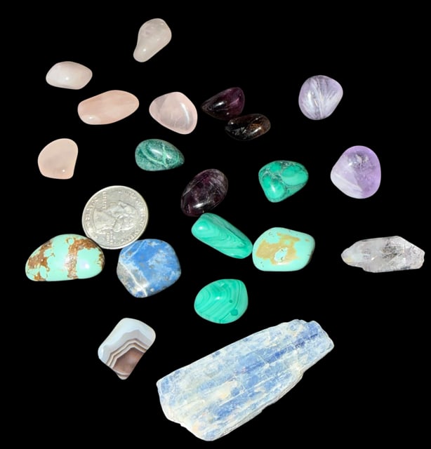 Lot of Assorted Stones (1 of 1)
