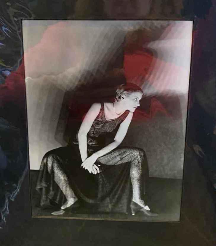 Man Ray Lee Miller 1929 Photo litho: Man Ray-Lee Miller 1929 Medium: Photo litho Note: Dimensions provided include matting