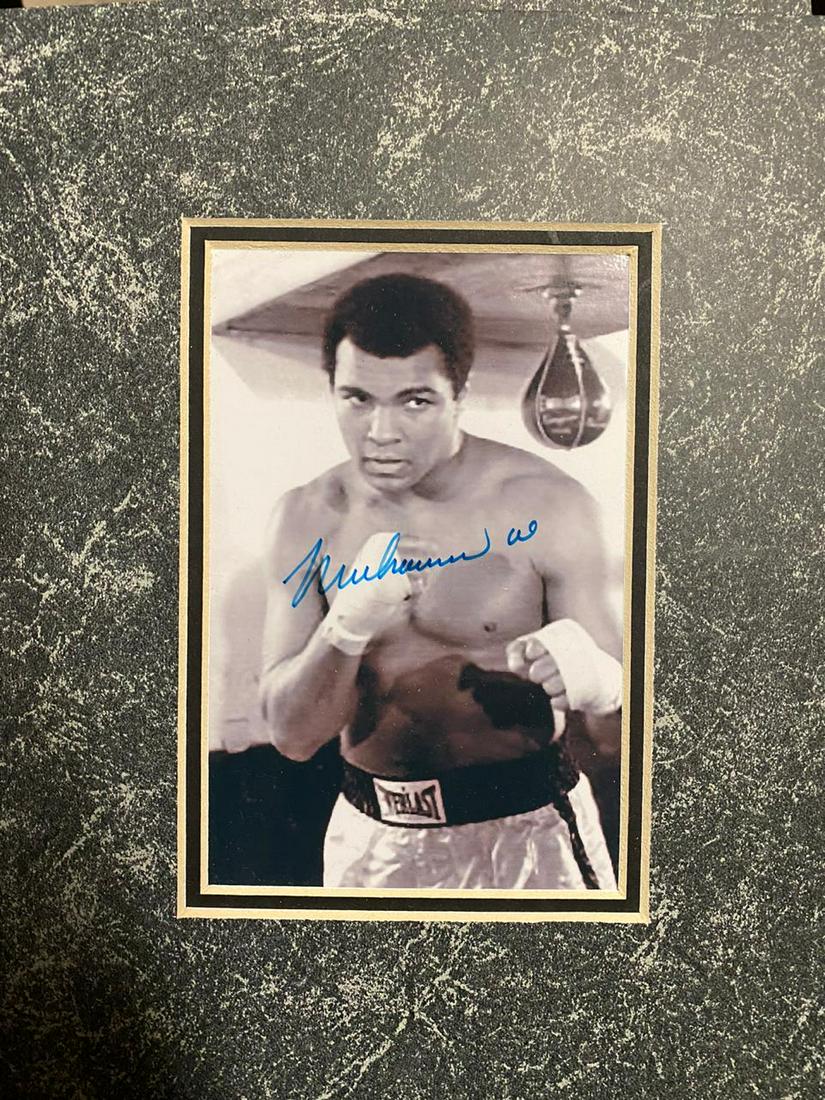Autographed Muhammad Ali B&W (Matted) Photo (1 of 1)