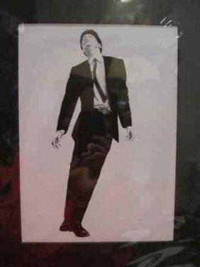 Robert Longo Photolitho Men in the Cities Litho 1986 (7): Artist: Robert Longo Medium: Photolitho Size: 14 x 11 inches Size include Matting Condition:Excellent