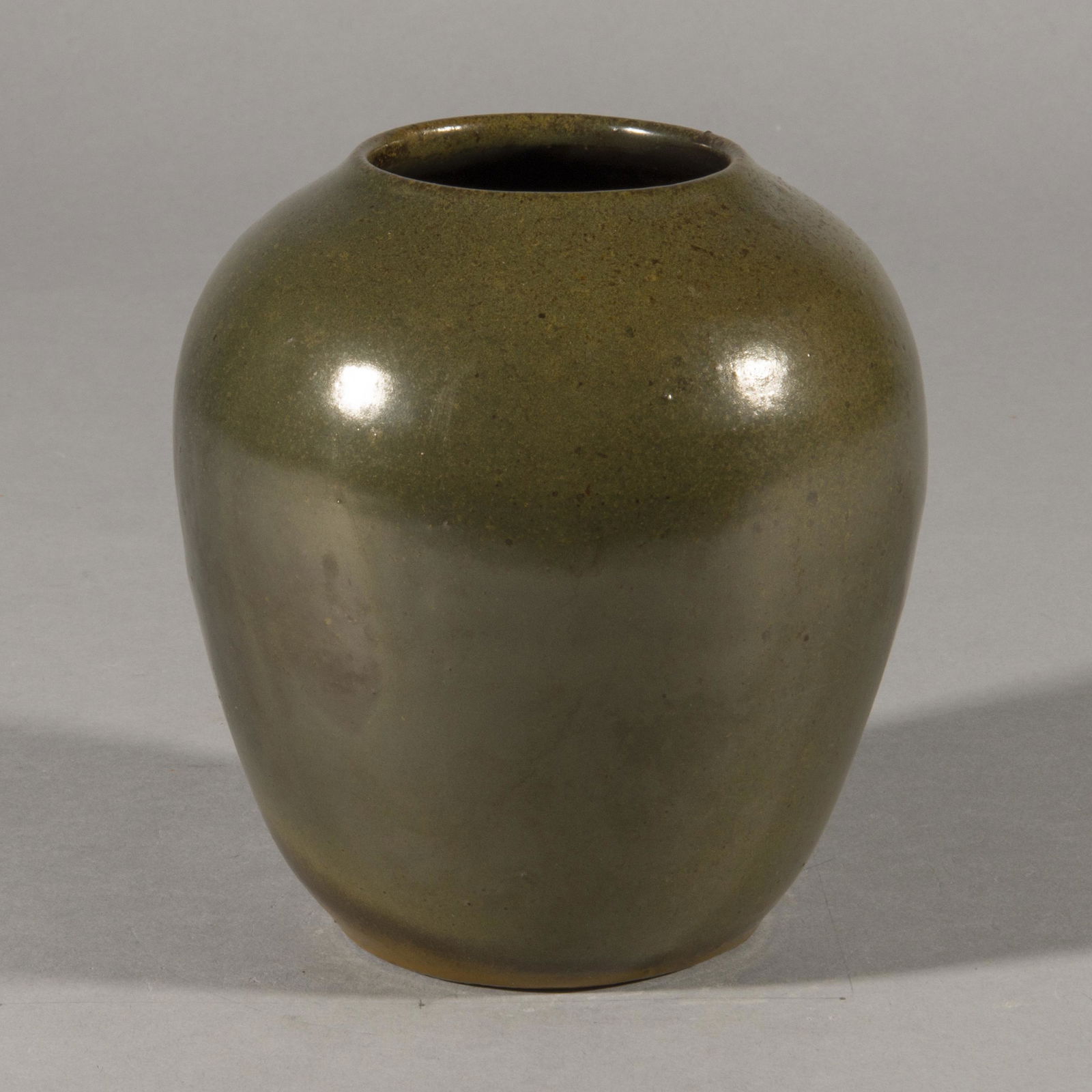 Jugtown Frogskin Egg Vase (1 of 4)