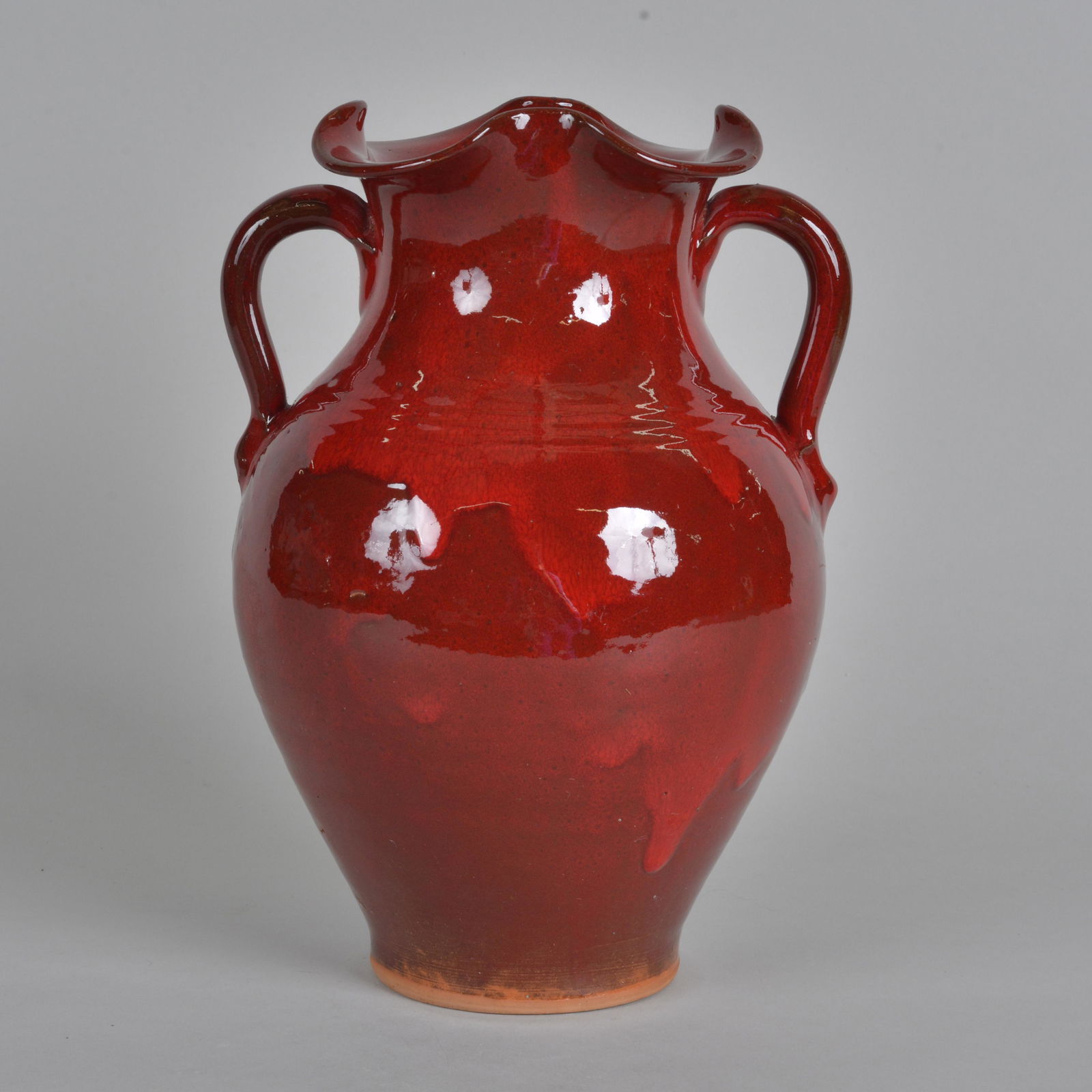 ML Owens 2 Handled Fluted Vase (1 of 6)