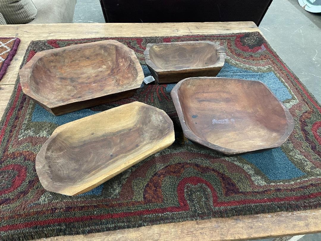 Elvin King Folk Art Wooden Bowls: Elvin King - Sewanee, Tennessee. Ca. 1980 - largest bowl is 14" long