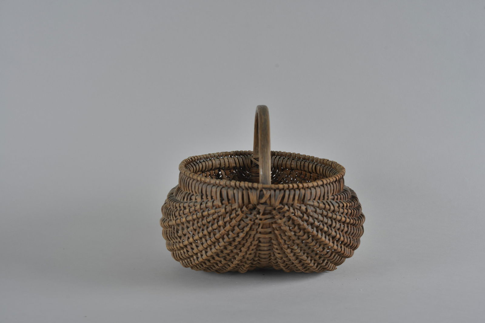 Antique Southern Oak Split Basket (1 of 2)