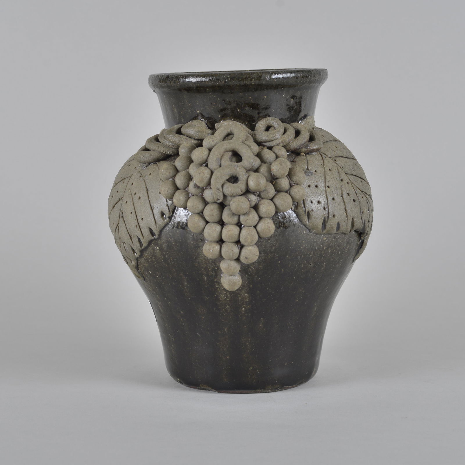 Lanier Meaders Applied Grape Vase (1 of 6)