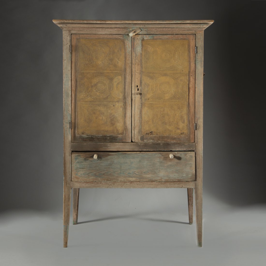 North Carolina Tapered Leg 8 tin pie safe (1 of 18)