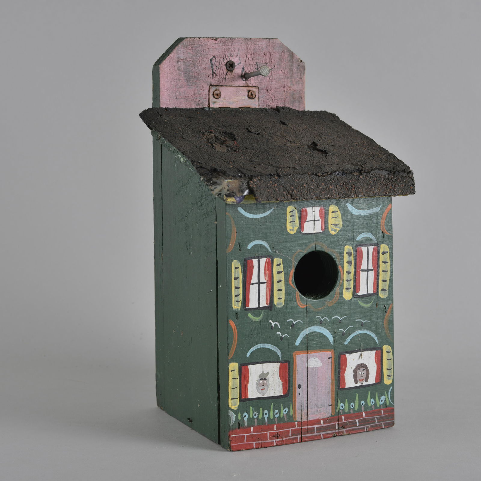 Benny Carter Folk Art painted bird house (green) (1 of 6)