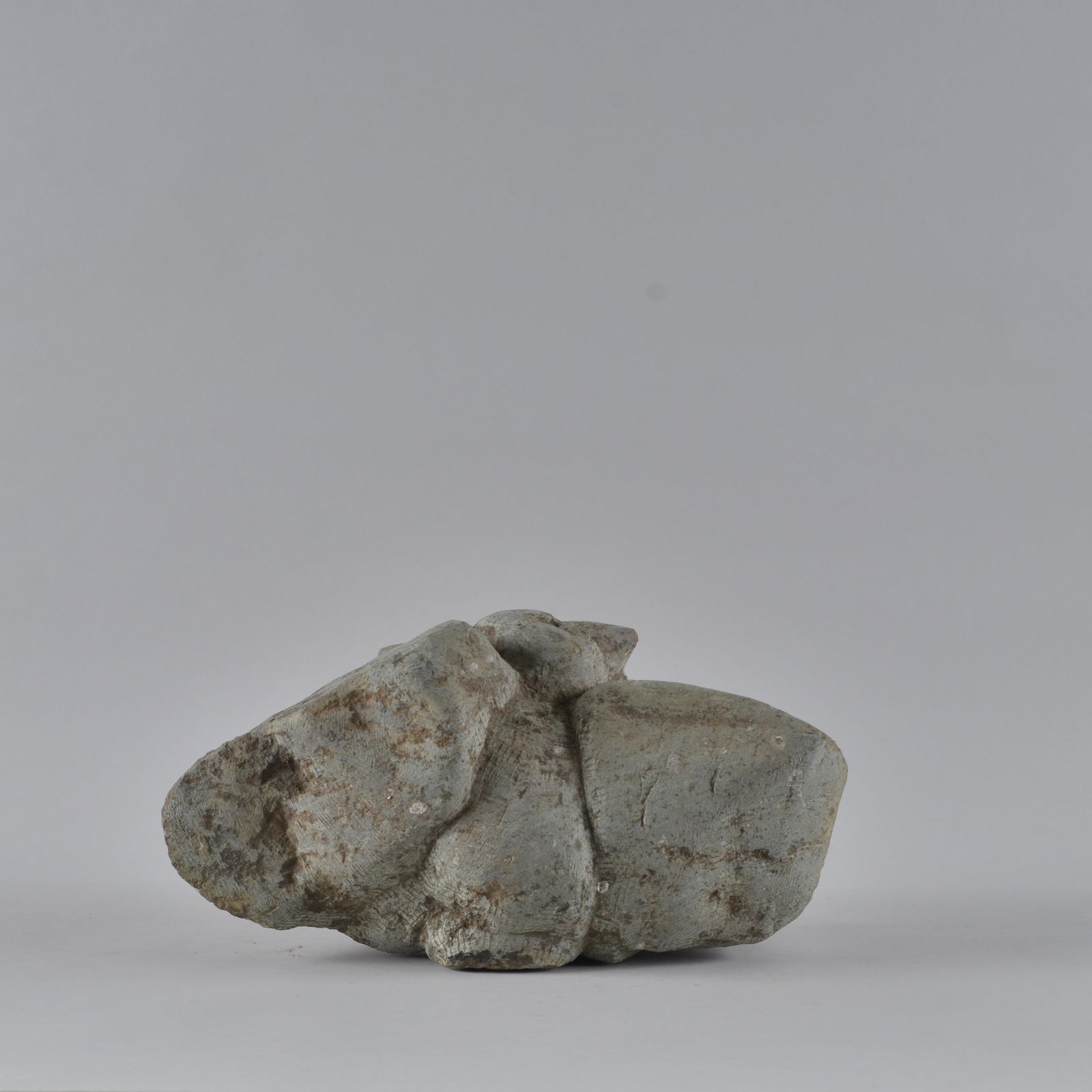 Charles Simmons Folk art stone carving animal squatting (1 of 5)