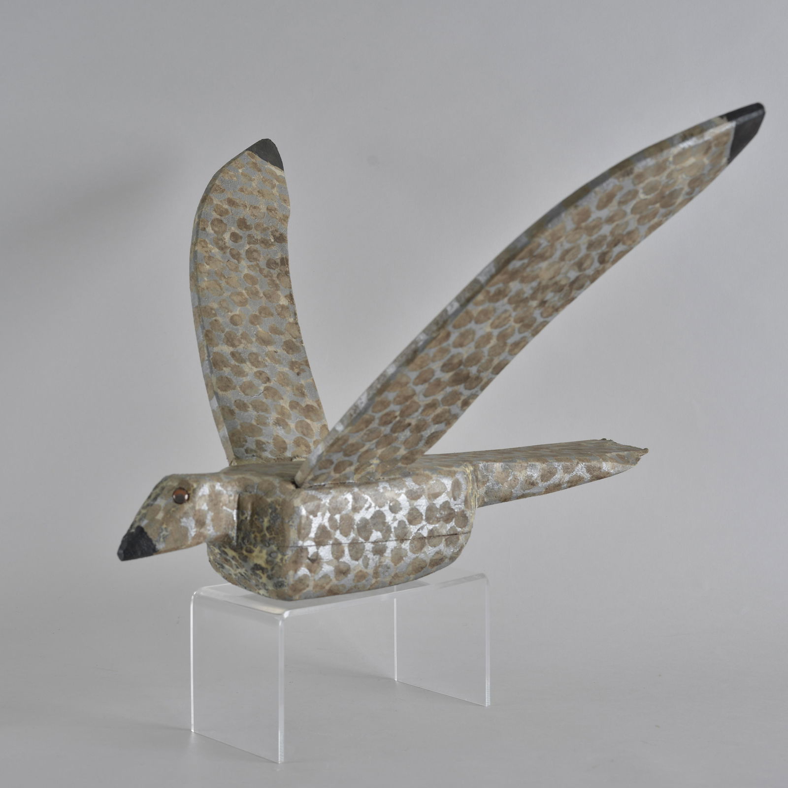 JL Nipper carved and painted bird (1 of 10)