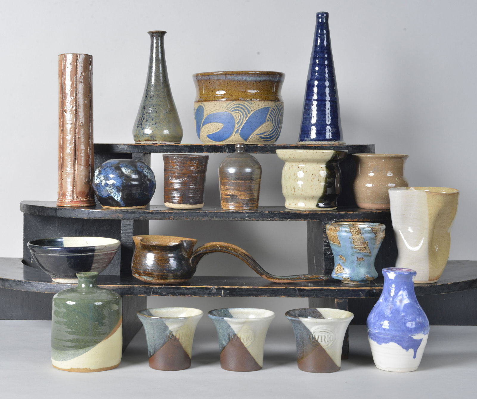 NC Studio Pottery lot (18 pieces) (1 of 10)