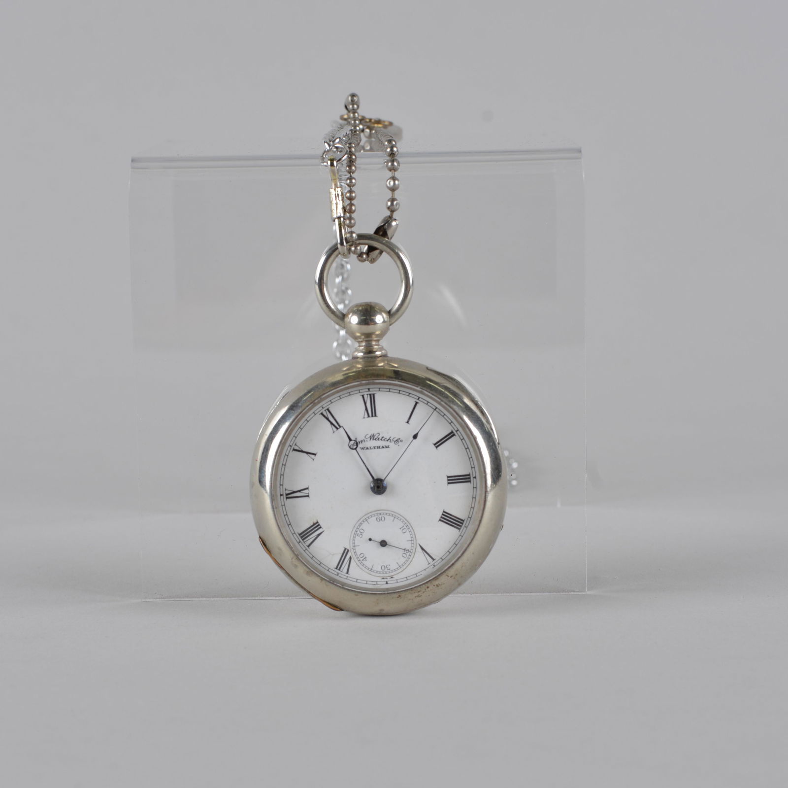 American Waltham Watch co. Broadway pocket watch: 7 jewels, American Waltham Model Broadway, size 18, key set - key is attached. Key wind,