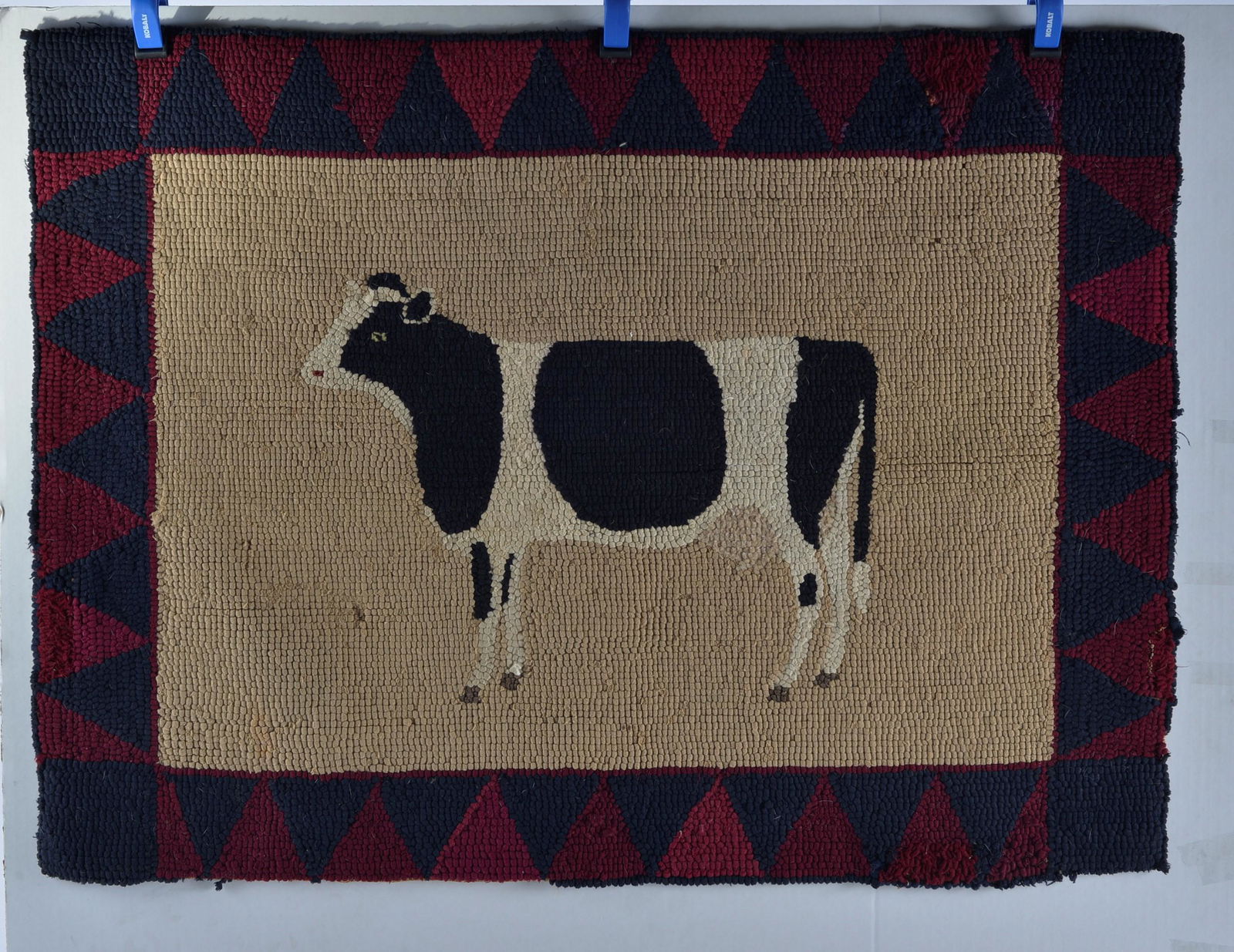 Folk Art Hooked Rug ca. 1950 (cow) (1 of 5)