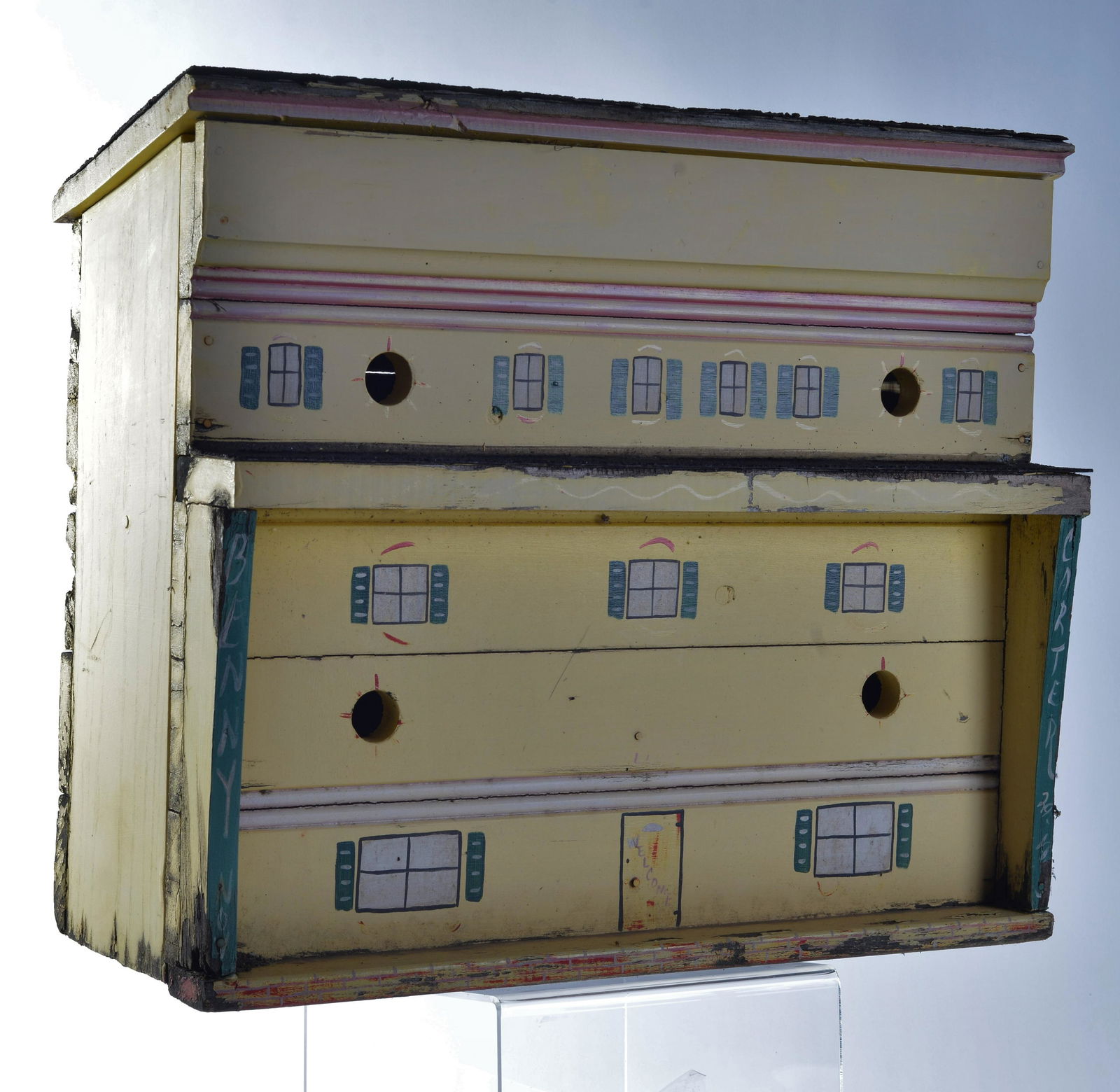 Benny Carter wooden Birdhouse (1 of 5)