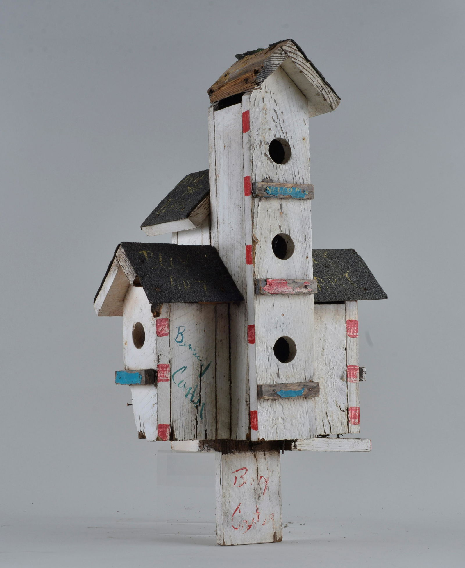 Benny Carter (environmental) Folk Art Bird House (1 of 4)