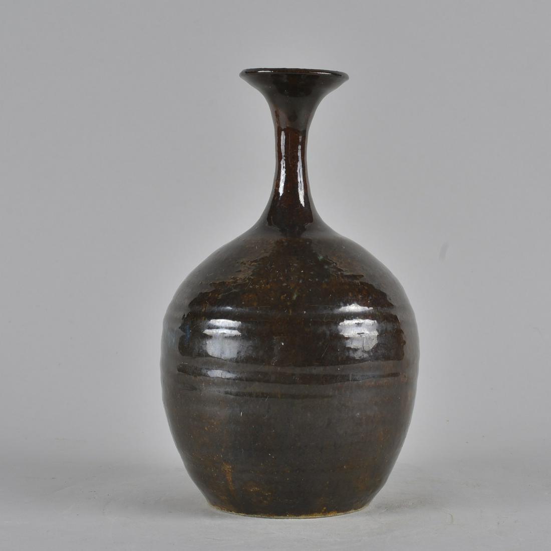 Log Cabin North Carolina Pottery Vase (1 of 3)