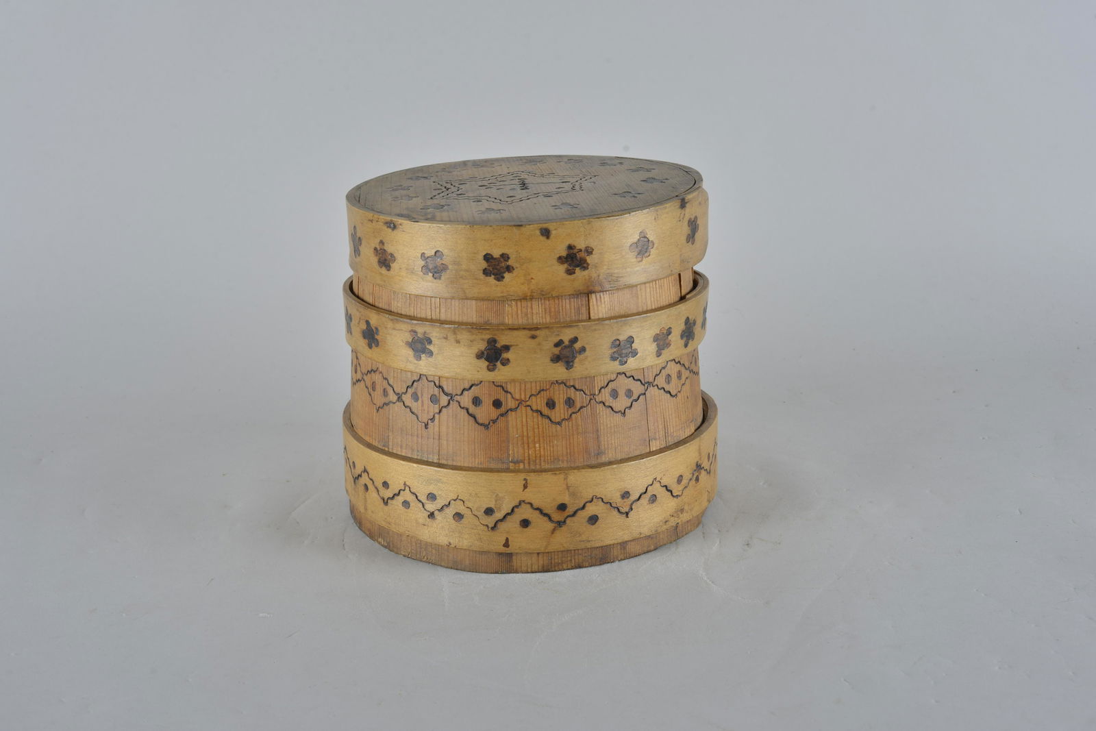 Southern decorated sugar box (1 of 4)