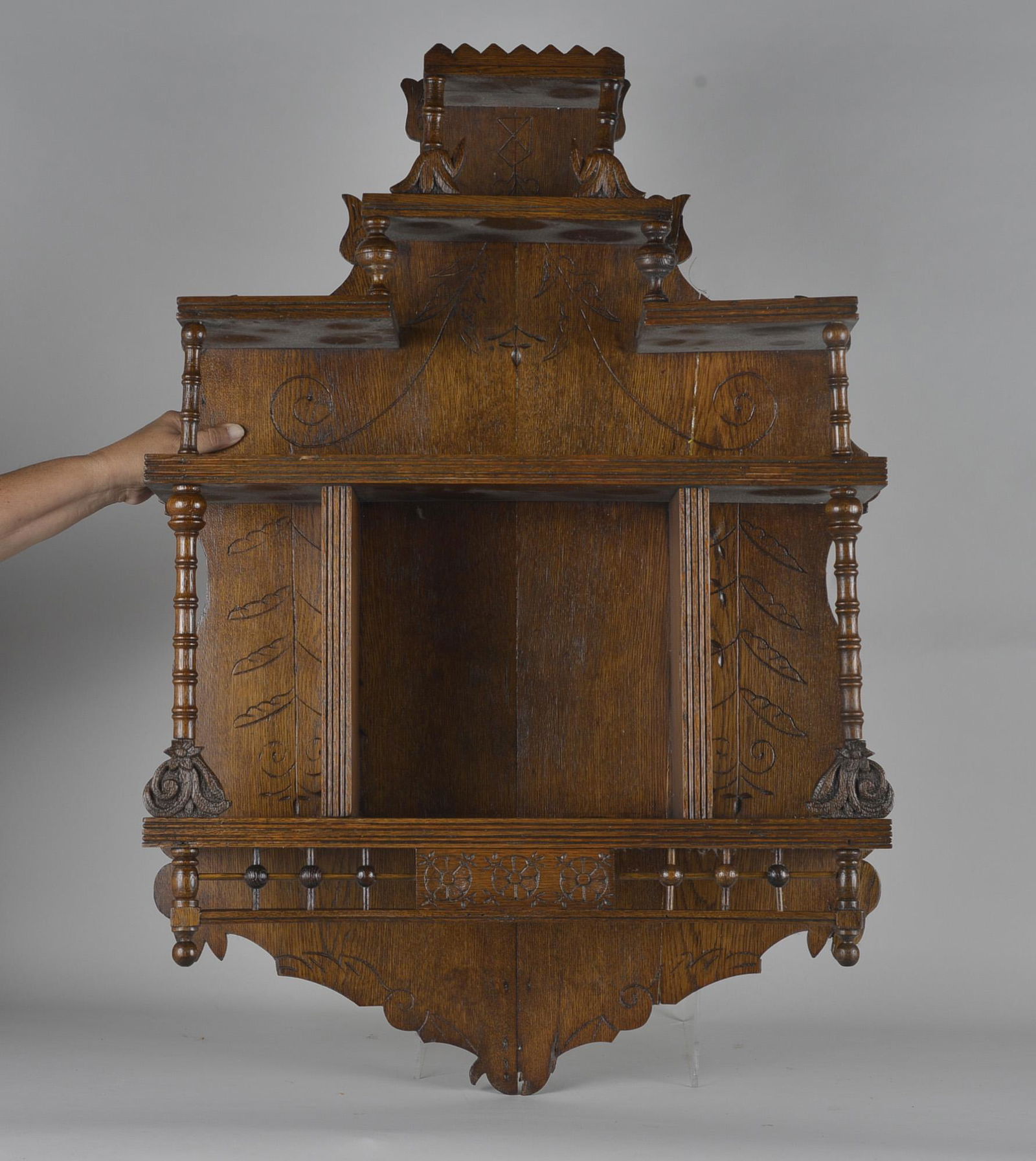 Oak Wall Hanging Shelf (1 of 1)