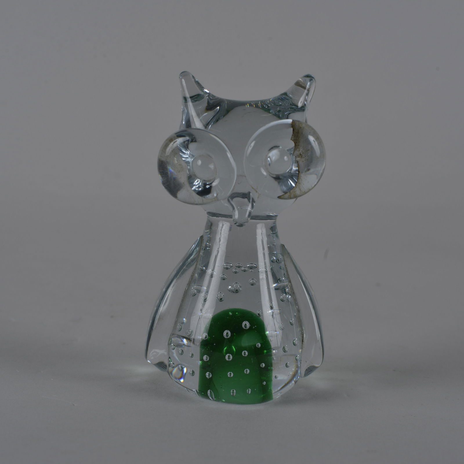 Art Glass Paper Weight  -Owl (1 of 2)