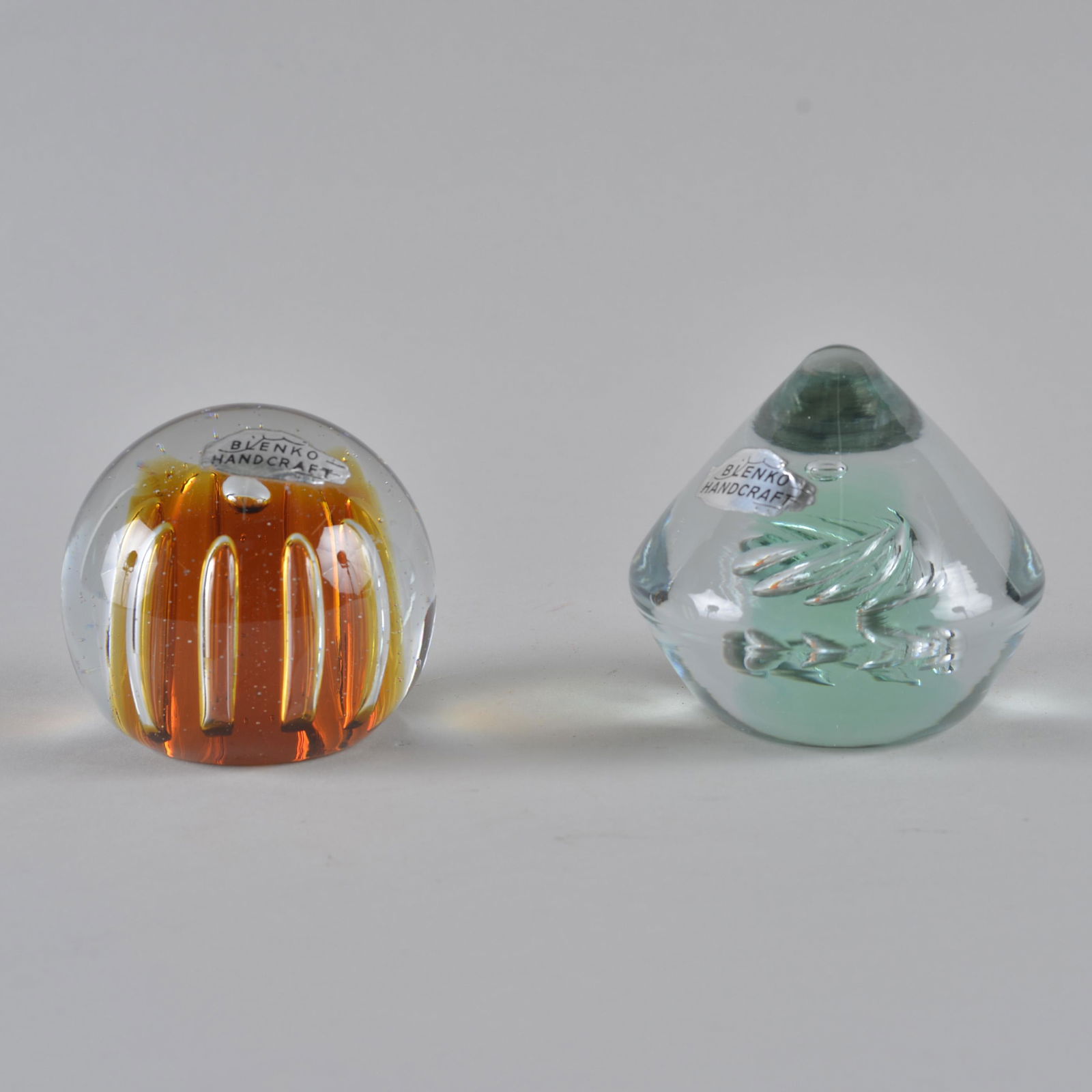 2 Blenko Art Glass Paperweights (1 of 5)