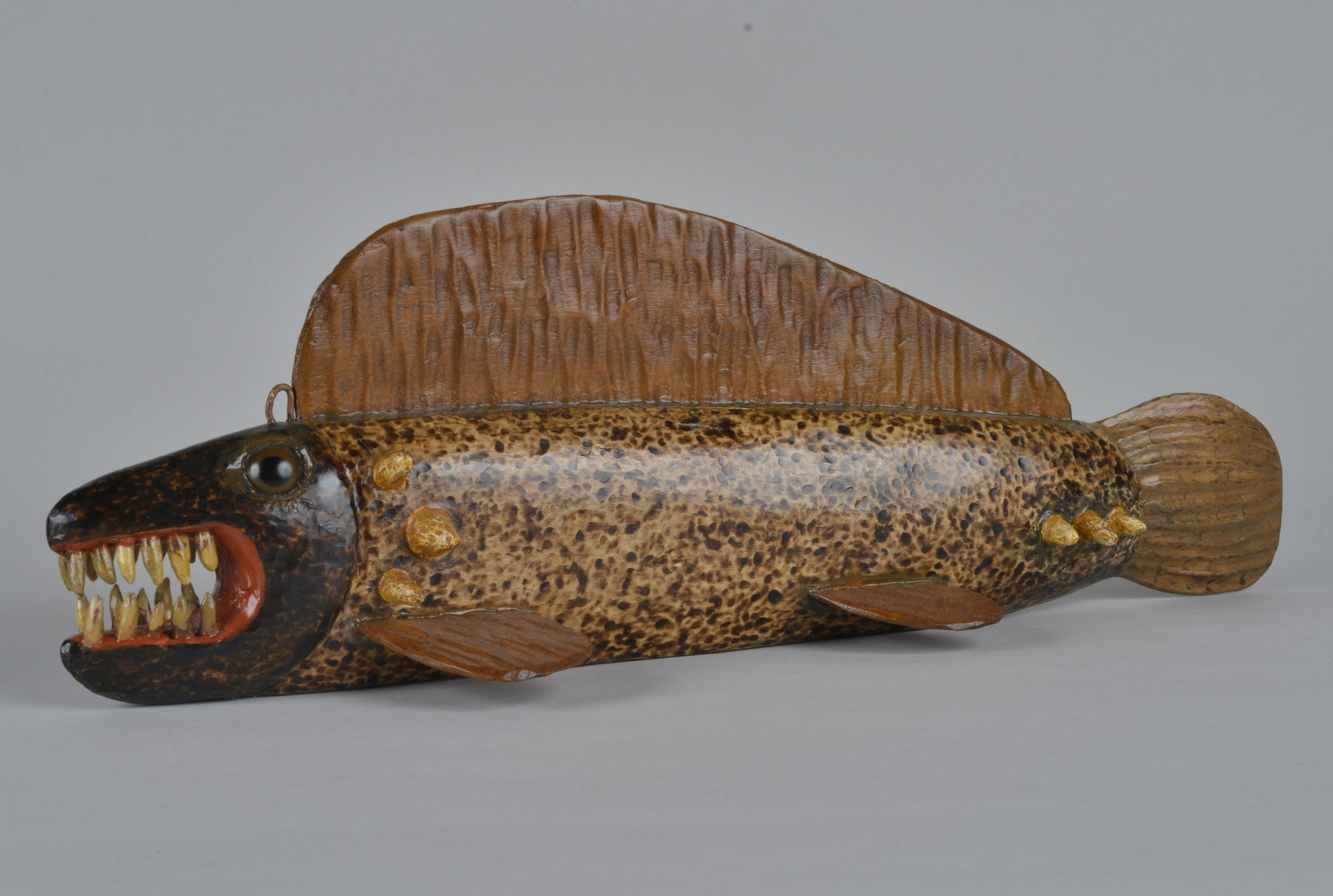 Ray Foster Wood Carved Folkart Fish: Pirranah? Fish 17.25"L by 6"H