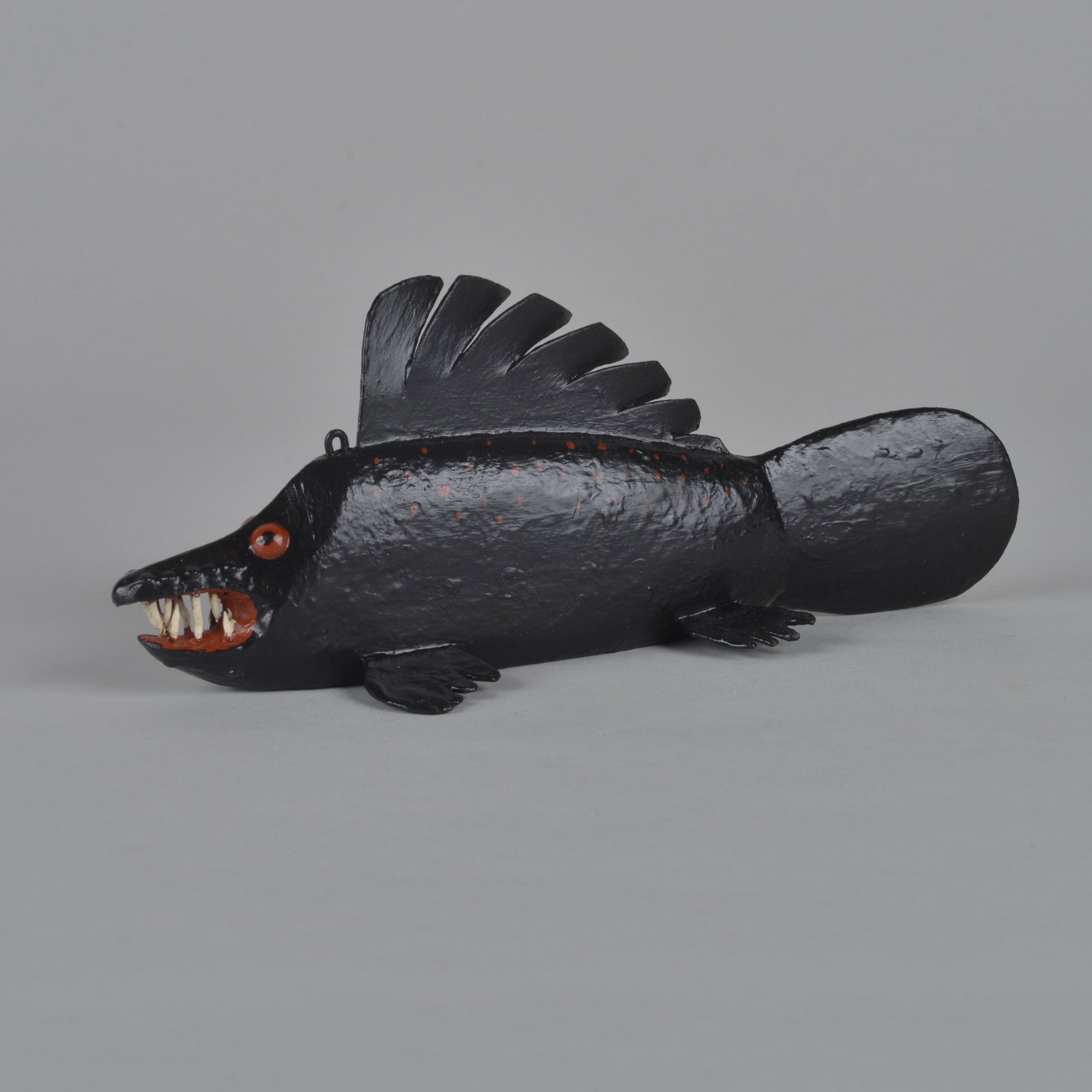 Ray Foster Wood Carved Folkart Fish: stamped with an F on bottom. Measures 8" long