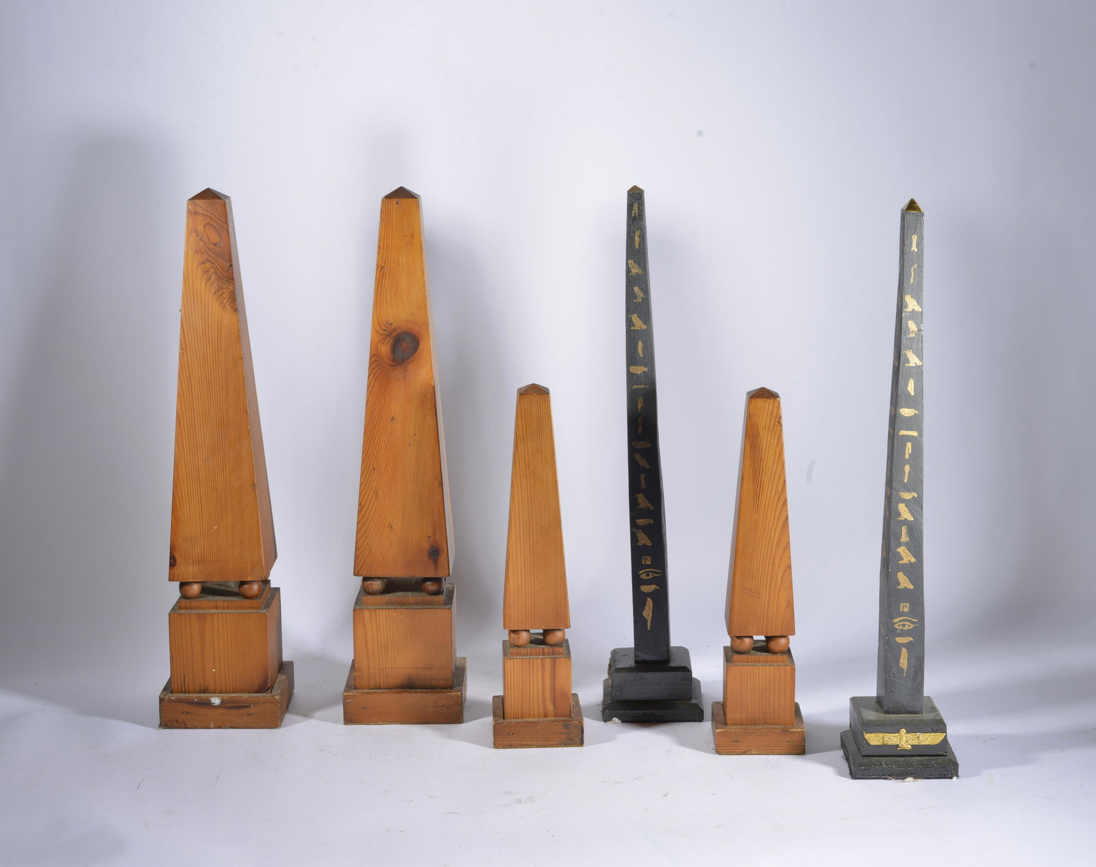 Arts of Spain Statues: statues with labels tallest is 22.5"