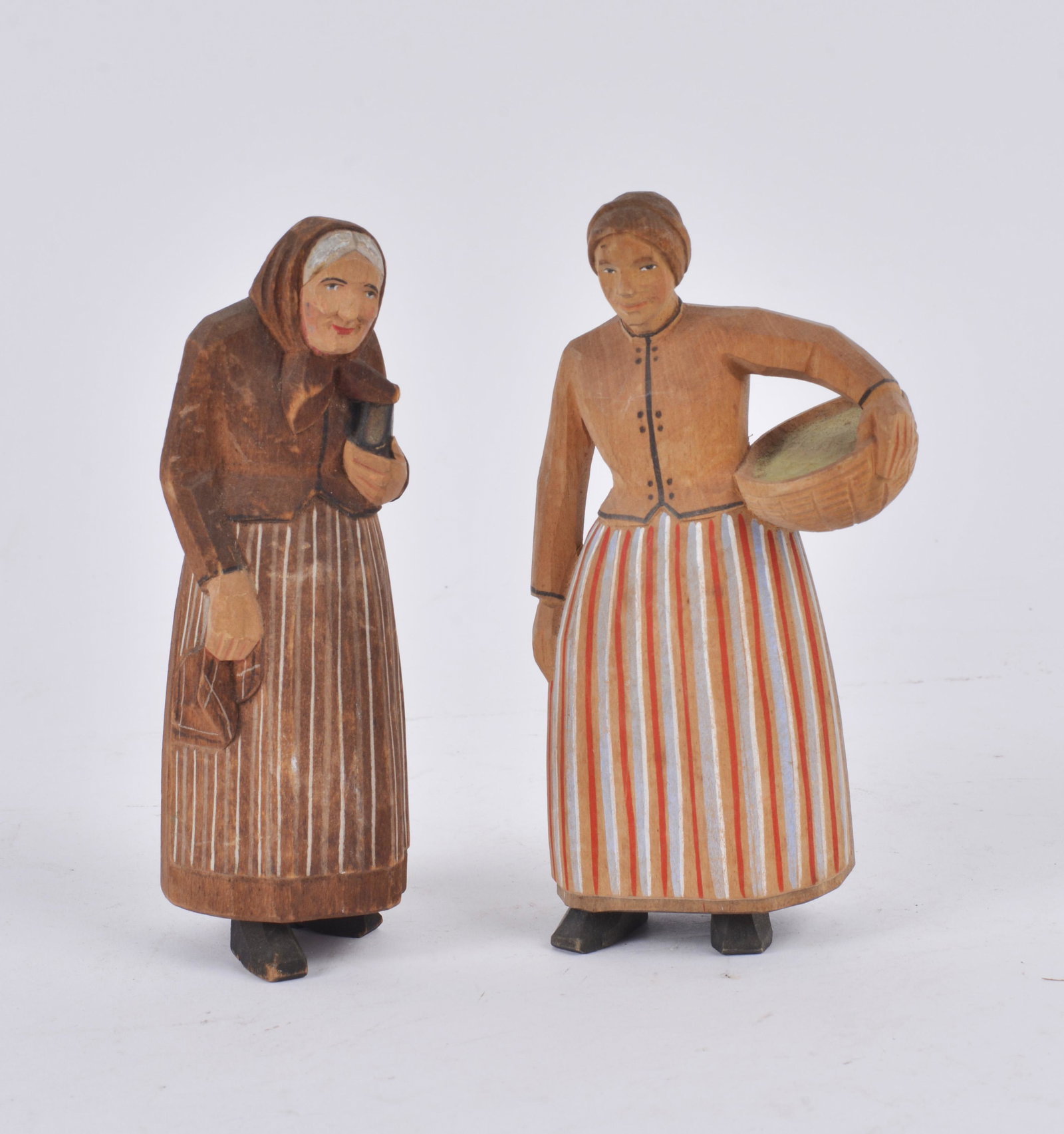 Carved Figures signed: signed on bottom, tallest is 5"