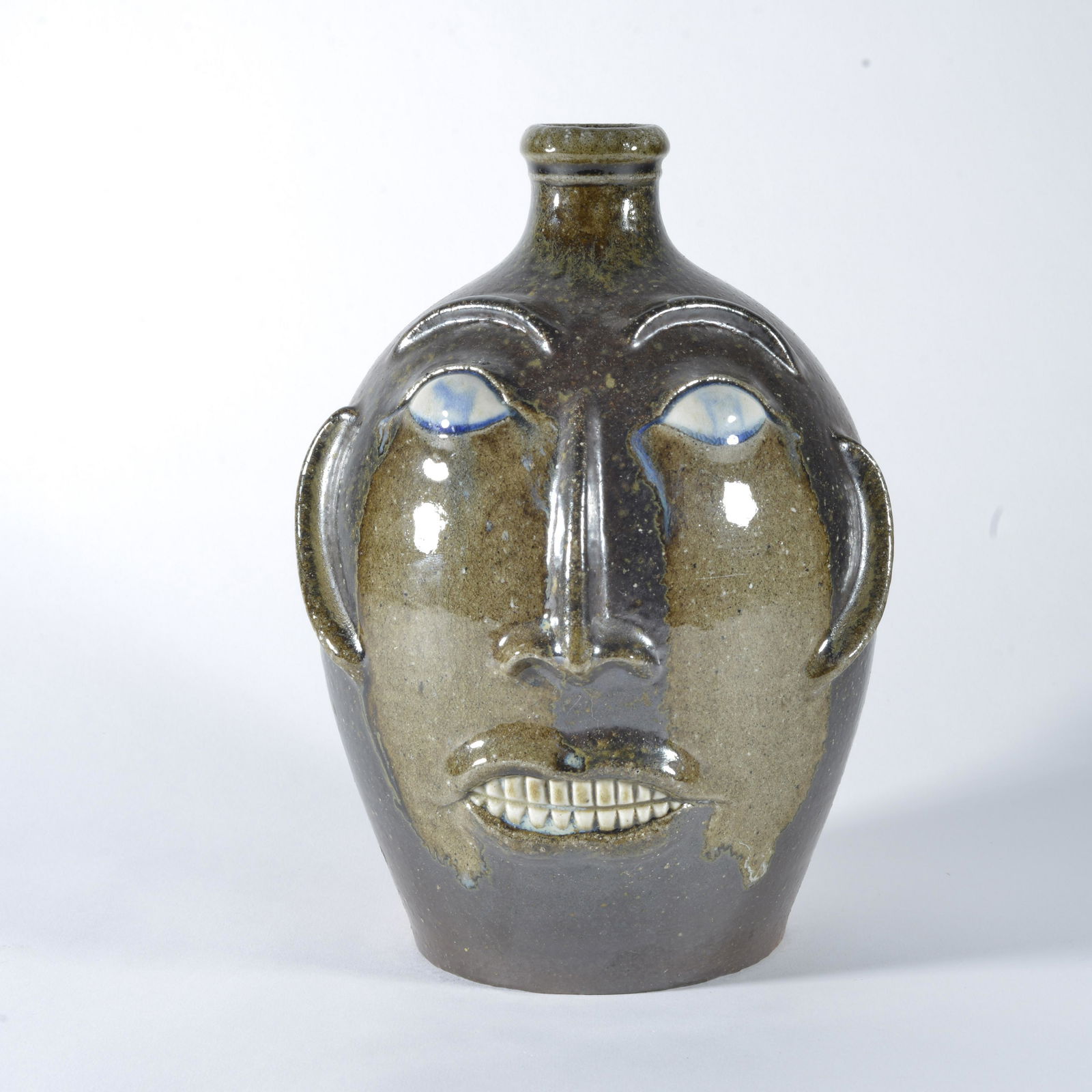 Matt Jones Face Jug (1 of 3)