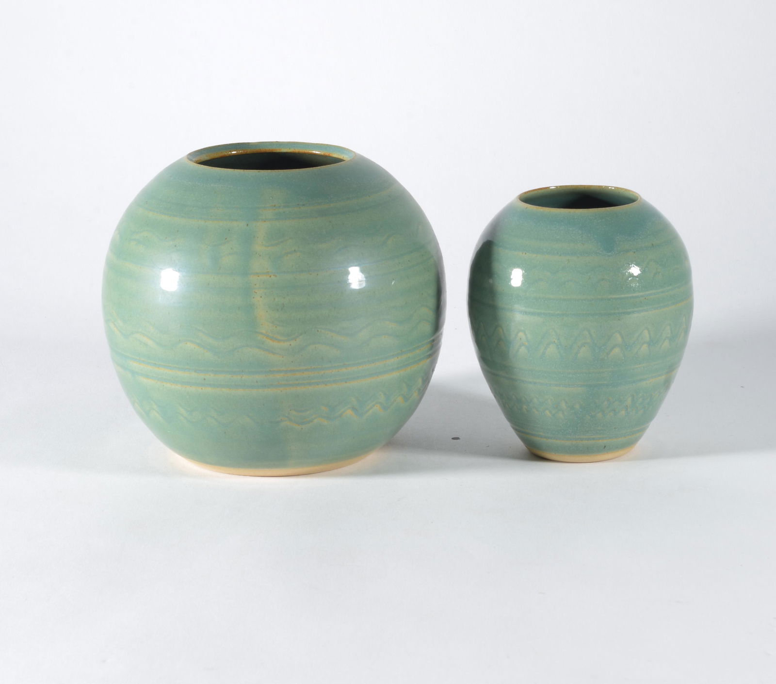 North Cole Pottery Sandy Cole Vase (set) (1 of 2)