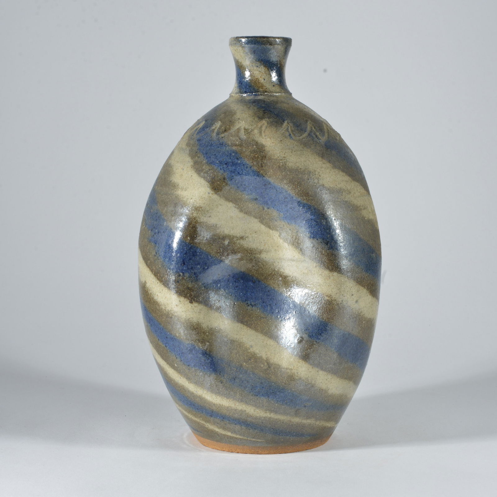 Steve Abee Pinch Bottle (1 of 4)