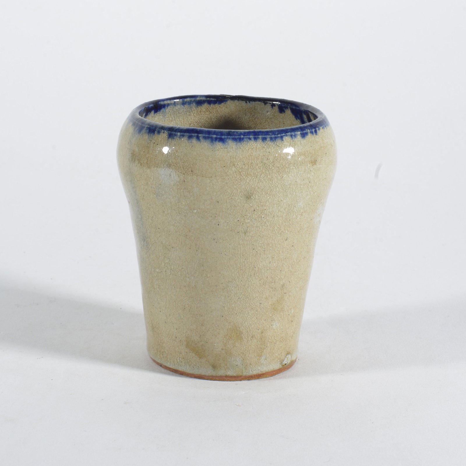 Hilton Pottery Vase (1 of 3)