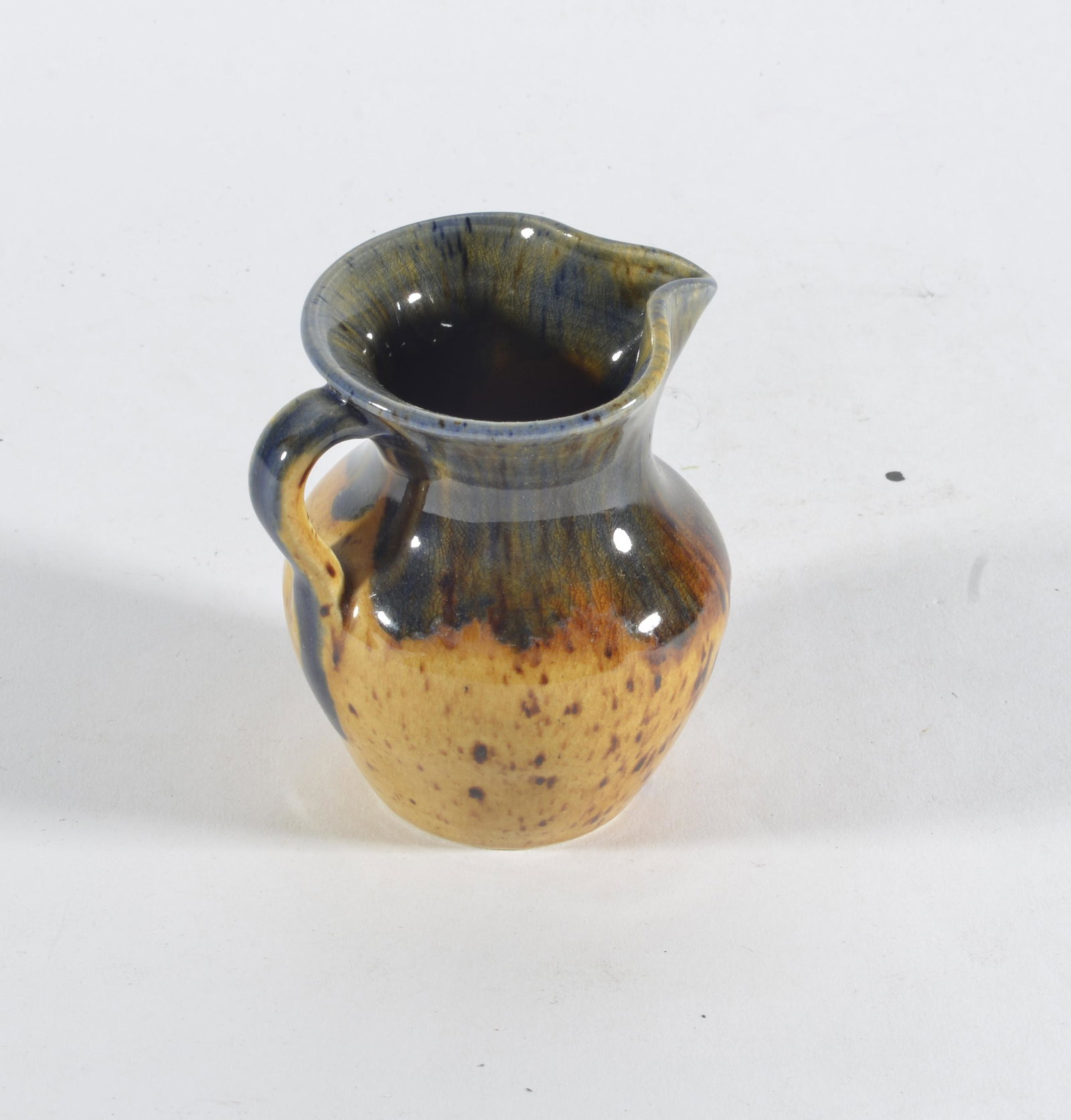 CB Craven Tobacco Road Pottery Pitcher (1 of 3)