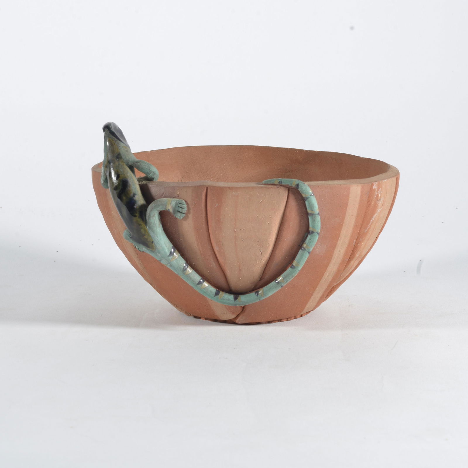 North Carolina Pottery Bowl: decorated with lizard signed JB and dated 1995