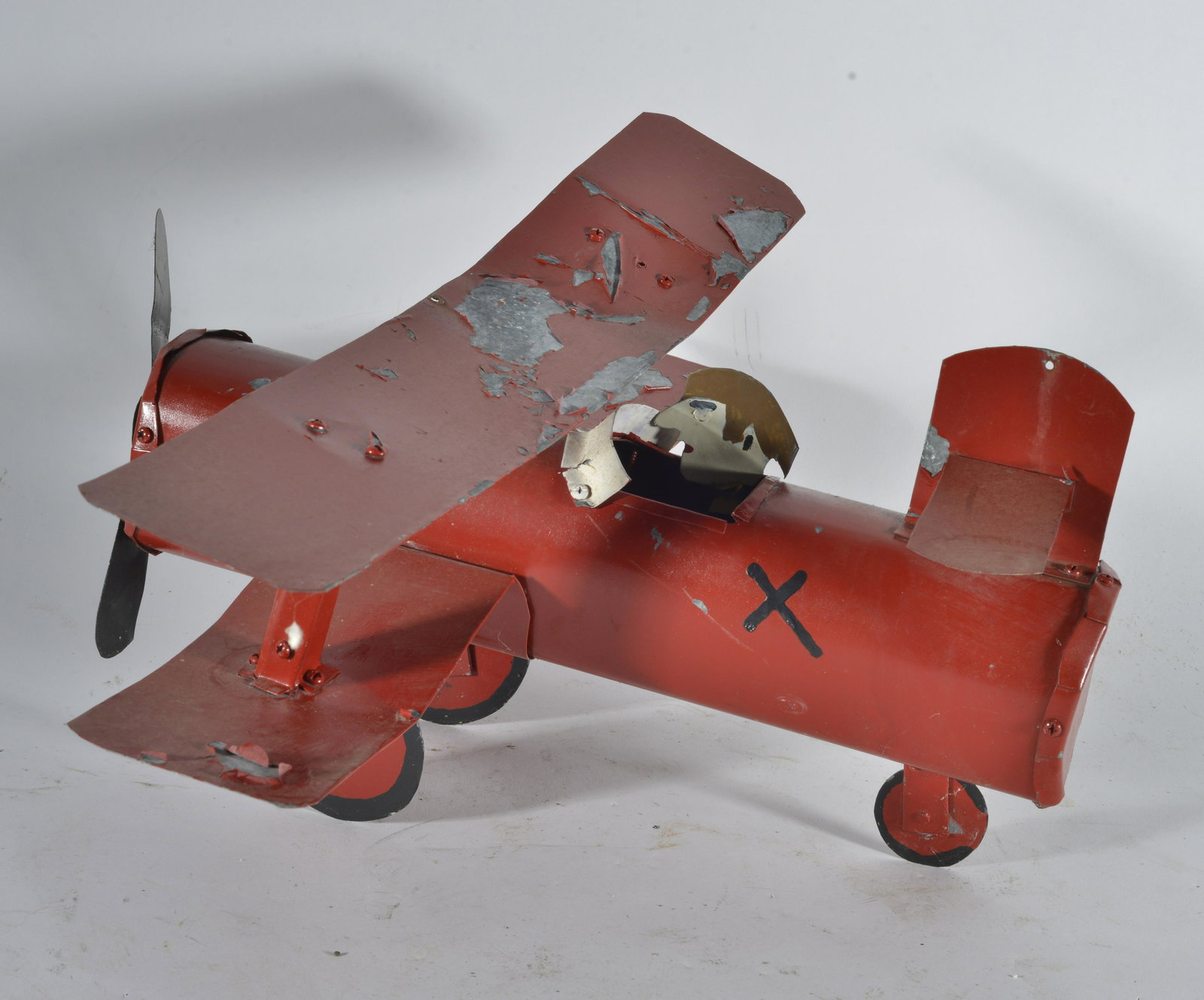 Folk Art tin air plane (1 of 2)