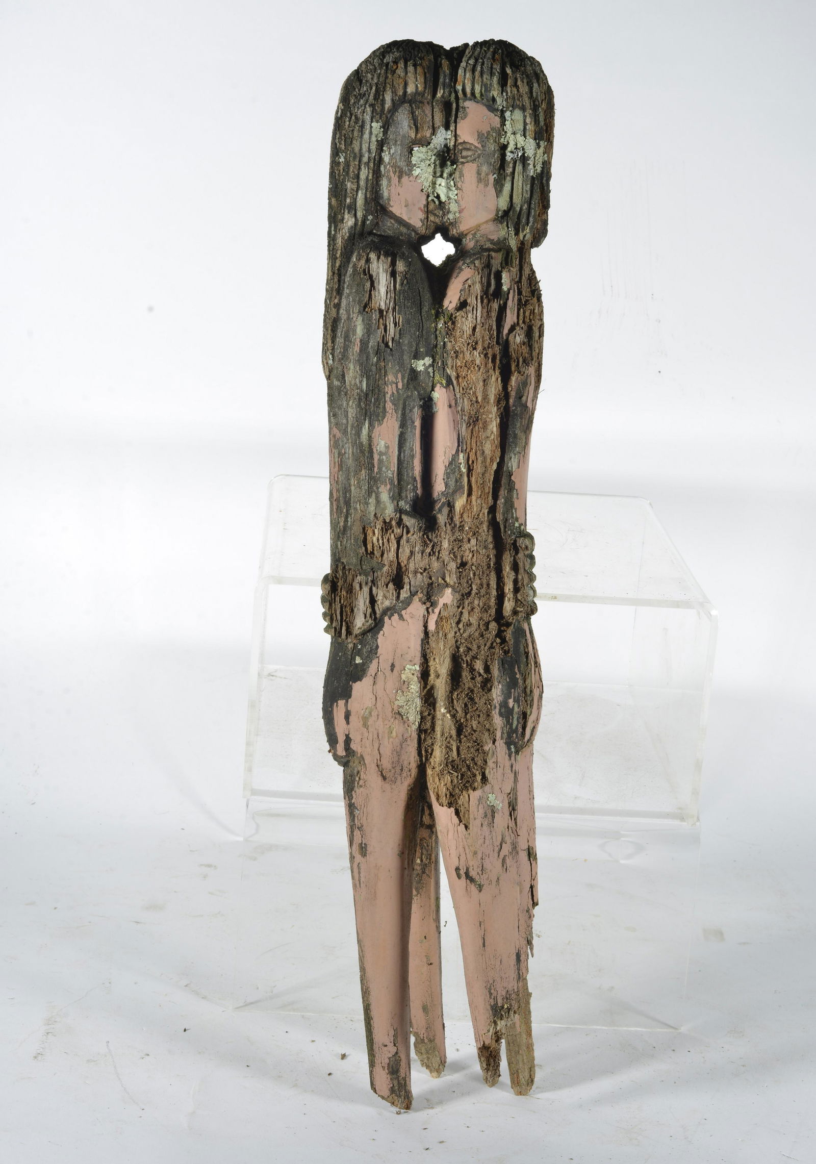 Charles Simmons carved lovers (1 of 3)