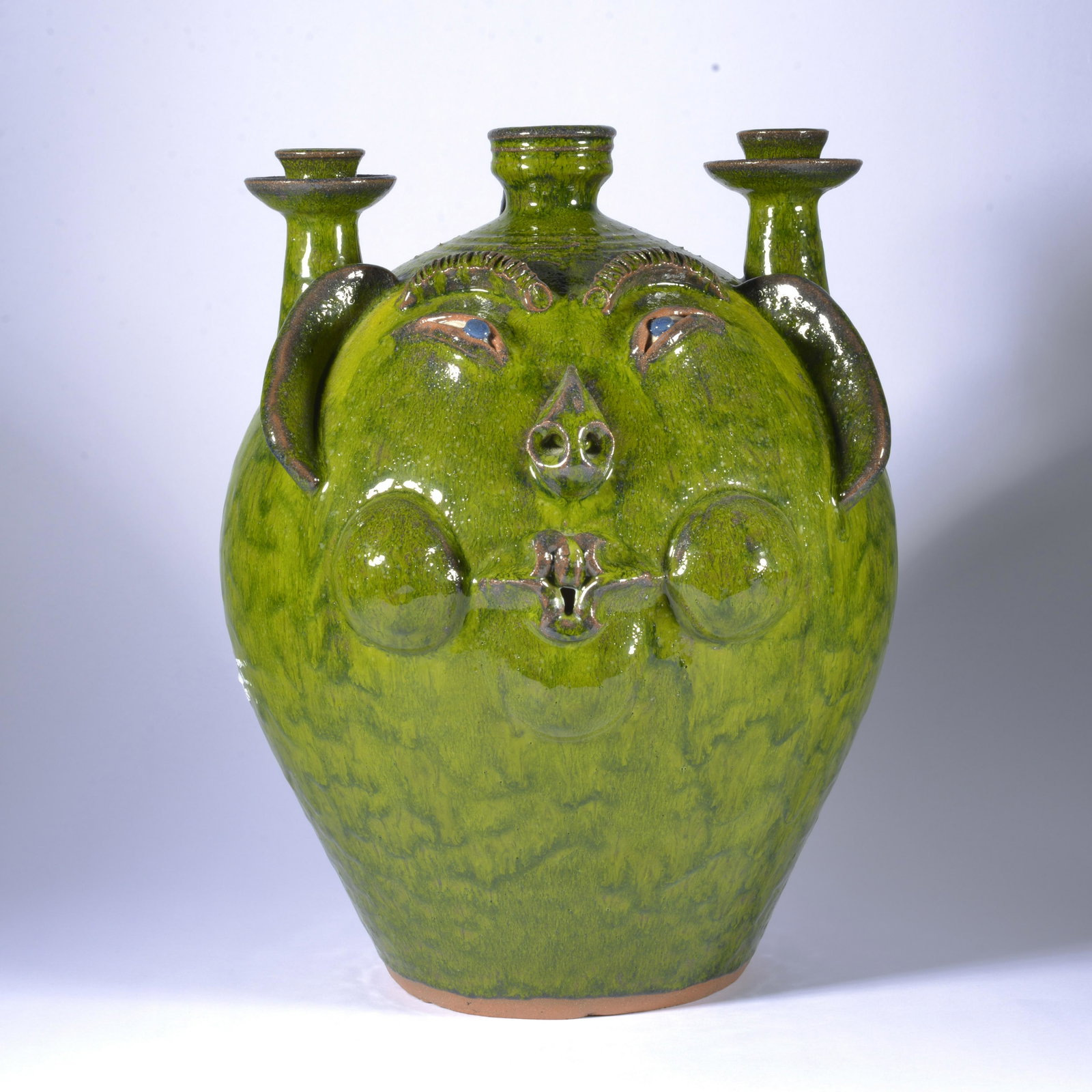 AV SMITH RARE GREEN APPLE GLAZE WHISTLER FACE CANDELABRA JUG: This is a wonderful example of the Sanford, NC, A.V. Smith's work from circa 2000. The candleabra face & that it is a 'whistler' example of the an A.V. Smith adds to this tremendously. The green apple