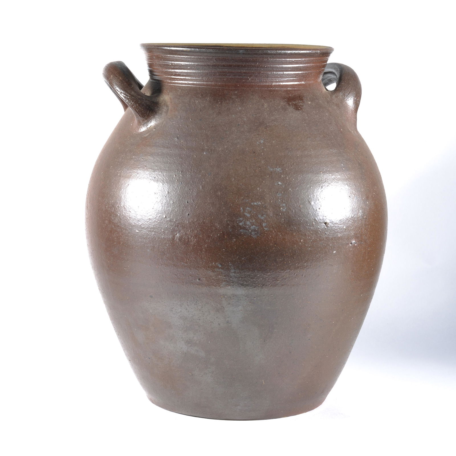 MARK HEWITT POTTERY EARLY EXPERIMENTAL DESIGN NEW ENGLAND STYLE JAR 1980's: Mark Hewitt, Pittsboro, NC, with his incredible legacy of his work that is now past the 100th kiln firing. This is mid 1980's design, probably unique, homage to a classic New England 18-19th century s